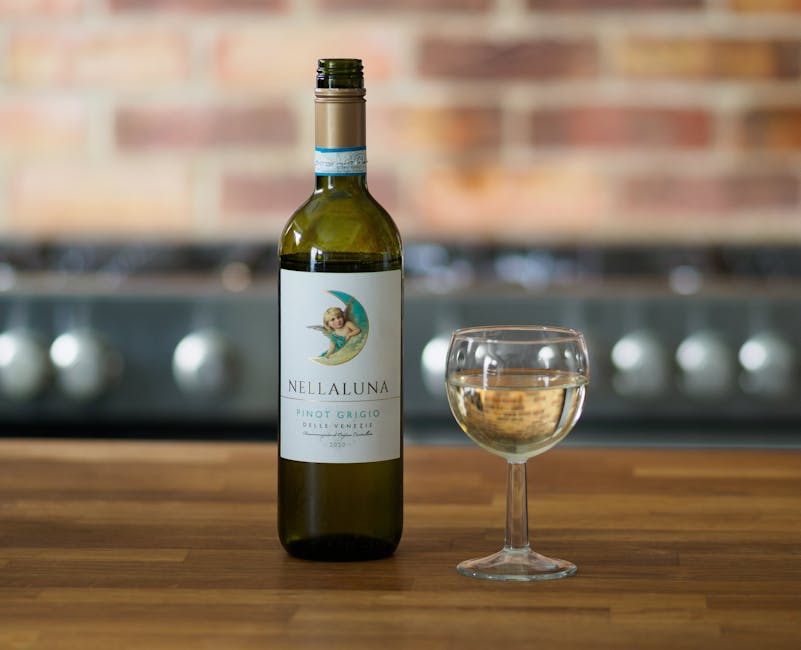 Pinot Grigio คืออะไร? รสชาติ แหล่งผลิต และการจับคู่อาหาร